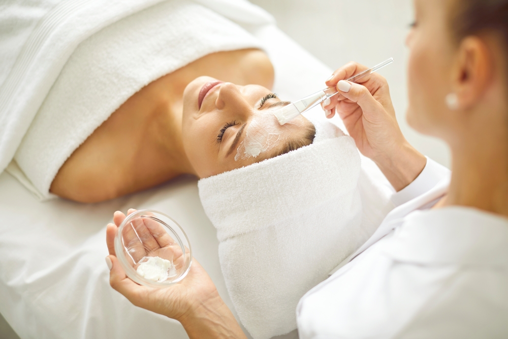 Woman,Enjoying,Facial,Treatment,At,Beauty,Parlor,Or,Spa,Salon.